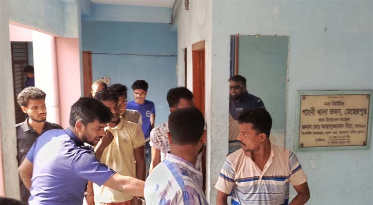 মেহেরপুরে গ্রেপ্তার ৮